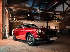 Classic Car Lounge
