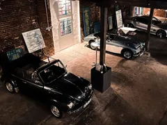 Classic Car Lounge